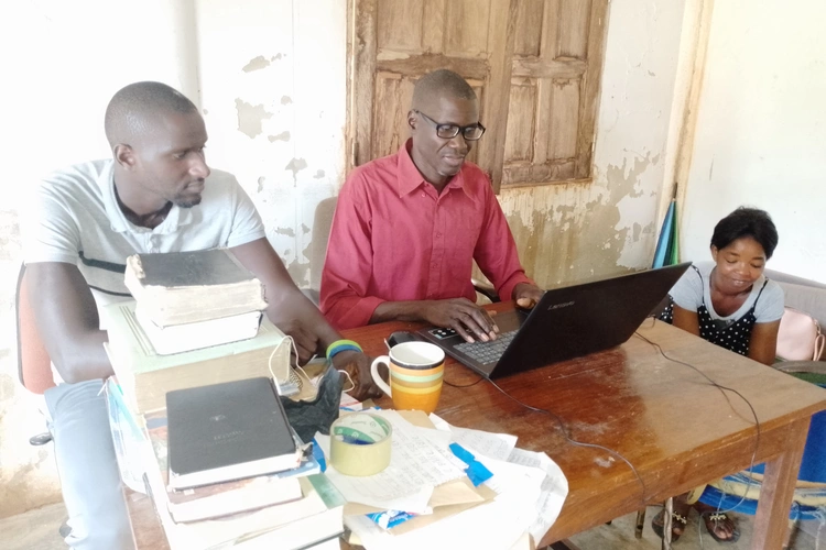 Pëfootu bawítsës irim tsi manjaku1